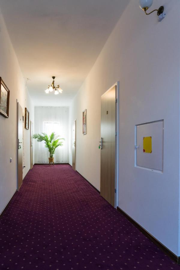 Milusia Muszyna Hotel Ngoại thất bức ảnh