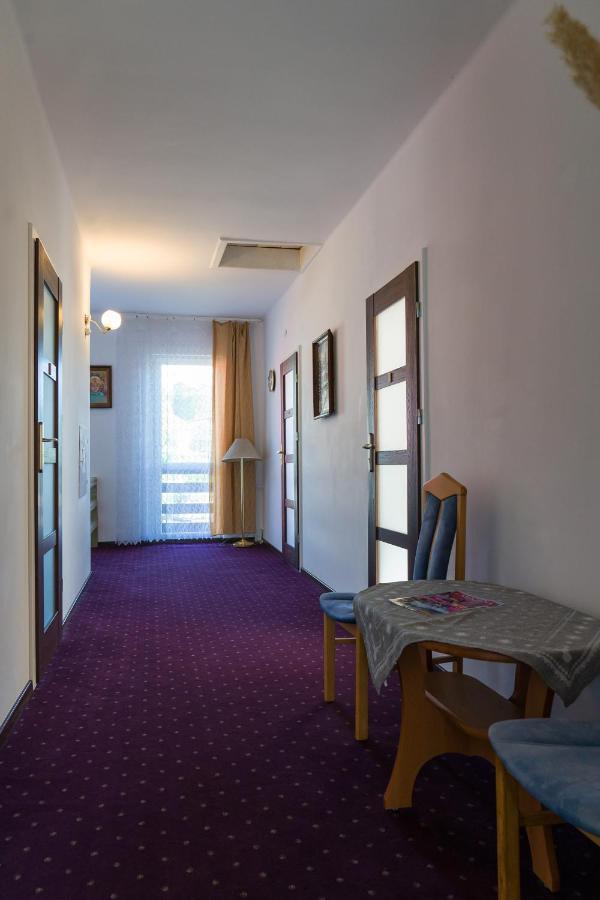 Milusia Muszyna Hotel Ngoại thất bức ảnh